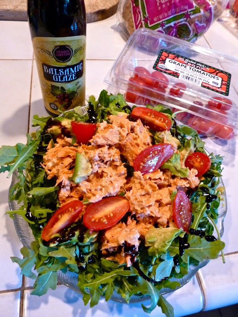 Myth Busting: Not Eating Makes You Tired And Hungry ? 3 Salmon Salad, Low Carb, Balsamic,